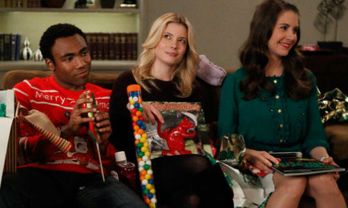 Jeff agrees to host Christmas at his place, and as you'd expect from a Community celebration, nothing quite goes to plan in "Intro to Knots" (season 4) (image via whatculture.com (c) NBC)