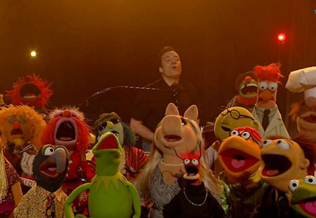 The Muppets rock final Late Night With Jimmy Fallon show ...