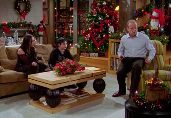 Frasir finds himself not os much ho-ho-ho'ing during this most unexpected of Christmases, so much as oh no-oh no-oh no'ing (image via Sound On Sight (c) Frasier) 